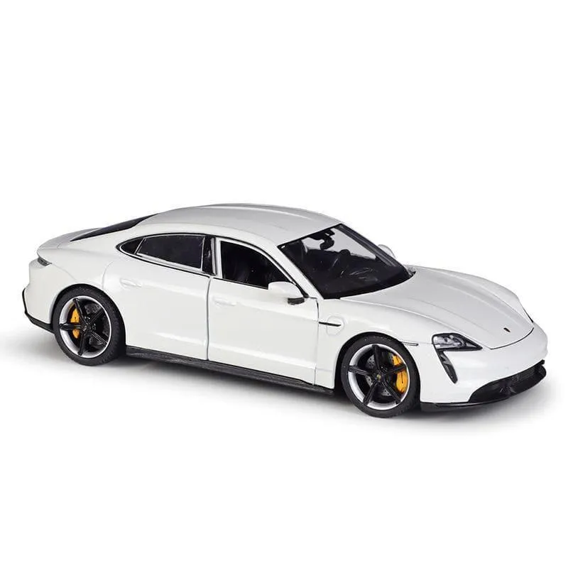 1:24 Porsche Taycan Turbo S Alloy Model Car