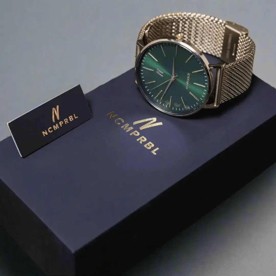 Advance Envy 40MM Unisex Watch In Yellow Gold/Green