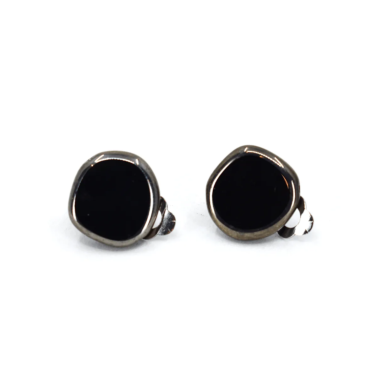 Full Circle Small Stud Clip On Earring