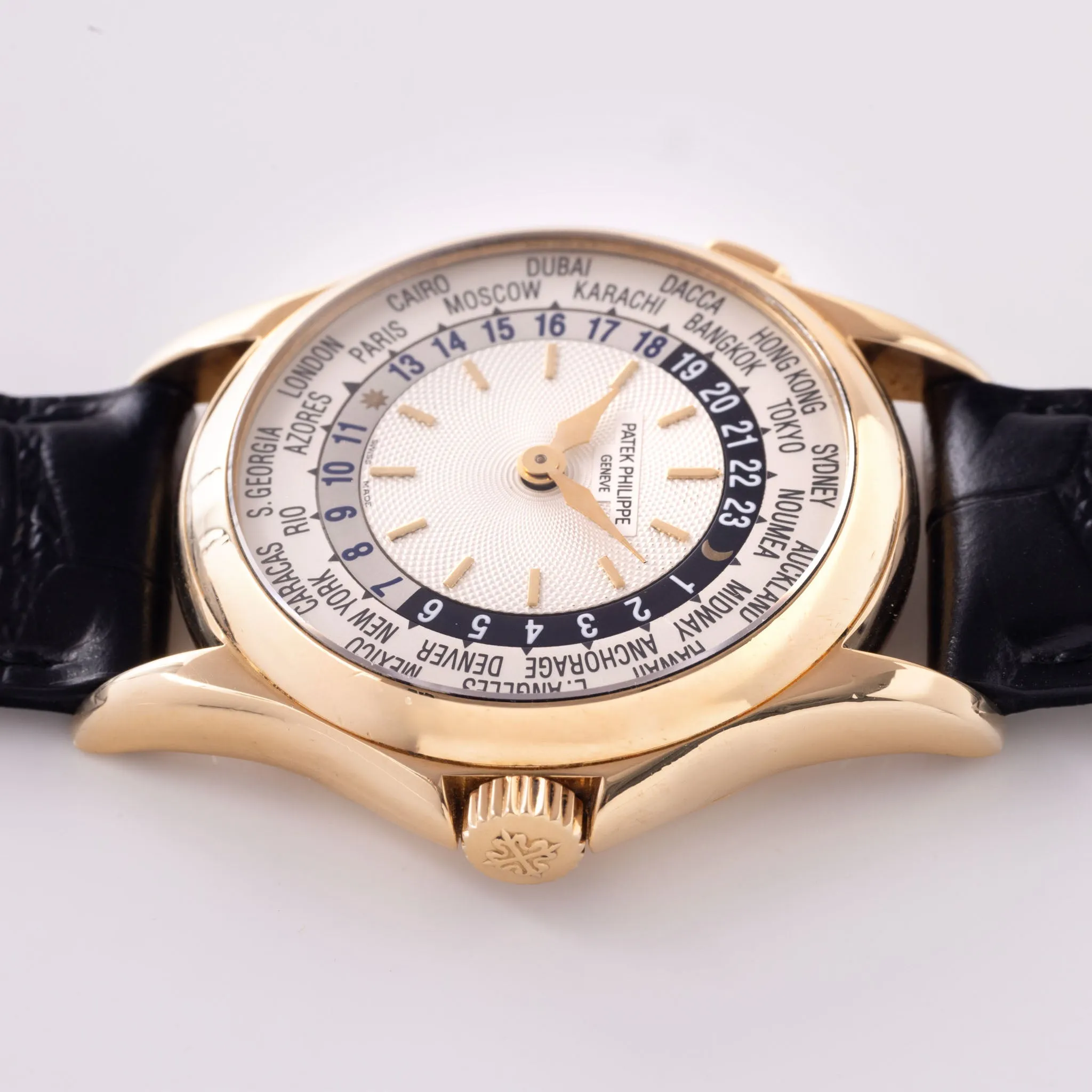 Patek Philippe 5110J World Time with Extract of Archives