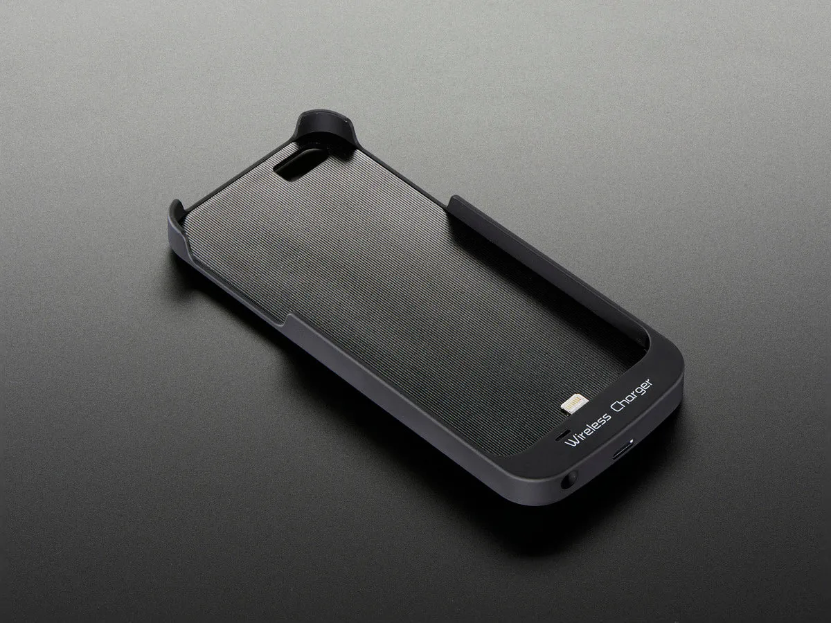 Qi Wireless Charger Sleeve - iPhone 5 Lightning Connector