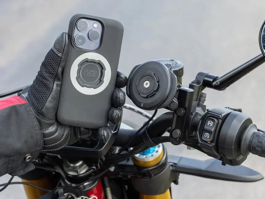 QUADLOCK MOTORCYCLE MOUNT ACCESSORIES - WEATHERPROOF WIRELESS CHARING HEAD