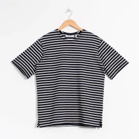 Uniform Bridge Stripe U Neck Half T-shirt