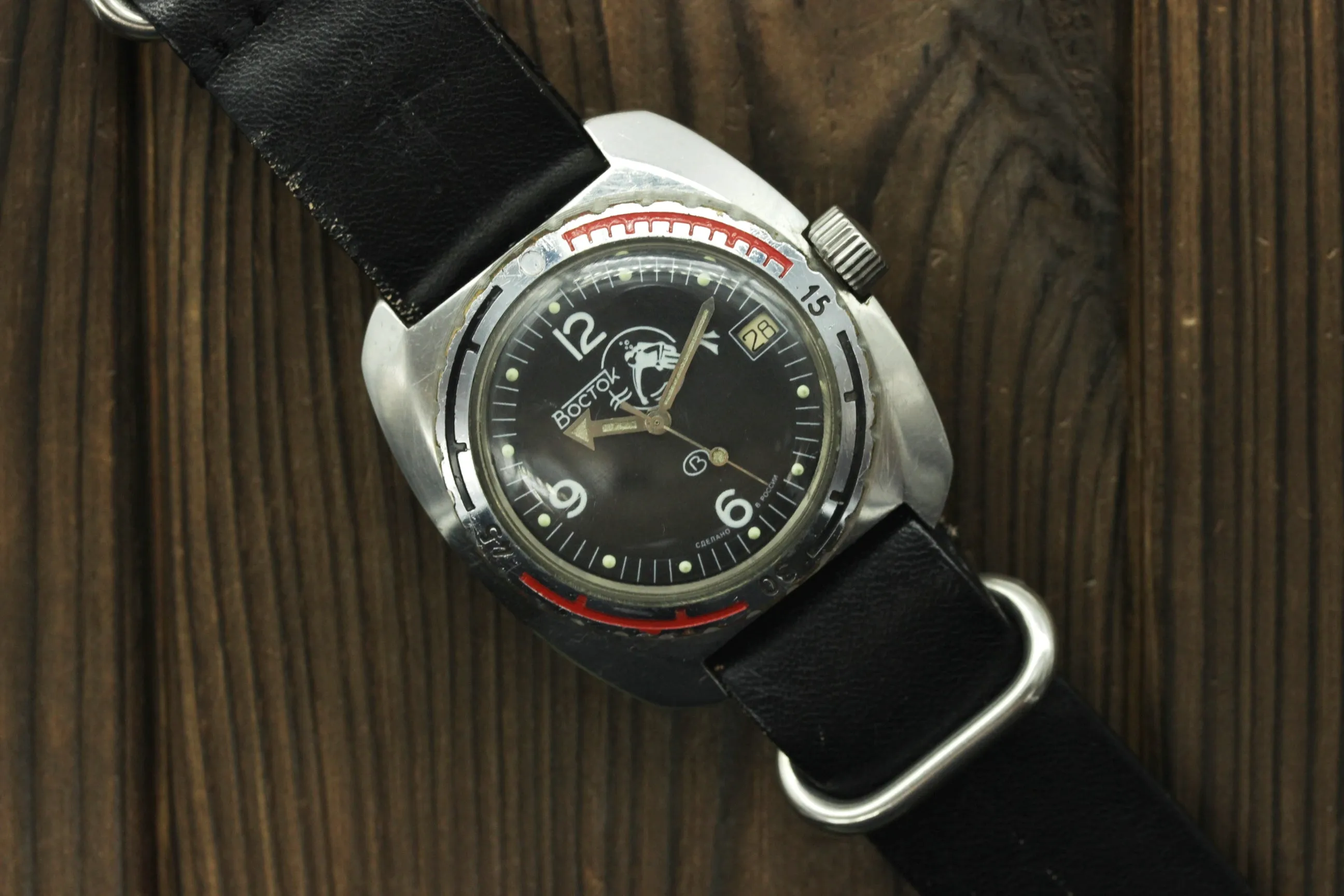 Vintage big Soviet wristwatch Vostok Amphibian 'ministers' anti-magnetic automatic watch 2416