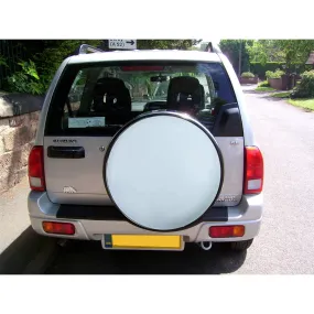 White & Stainless Steel Wheel Cover for Tyre Size 195/80R15