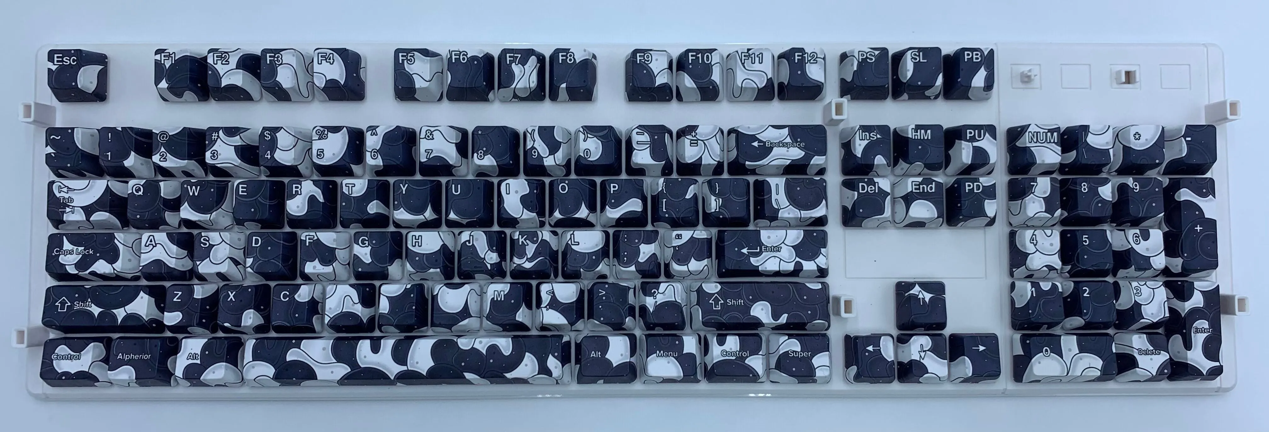 White Fusion V2 Keycap Set - Alpherior Keys